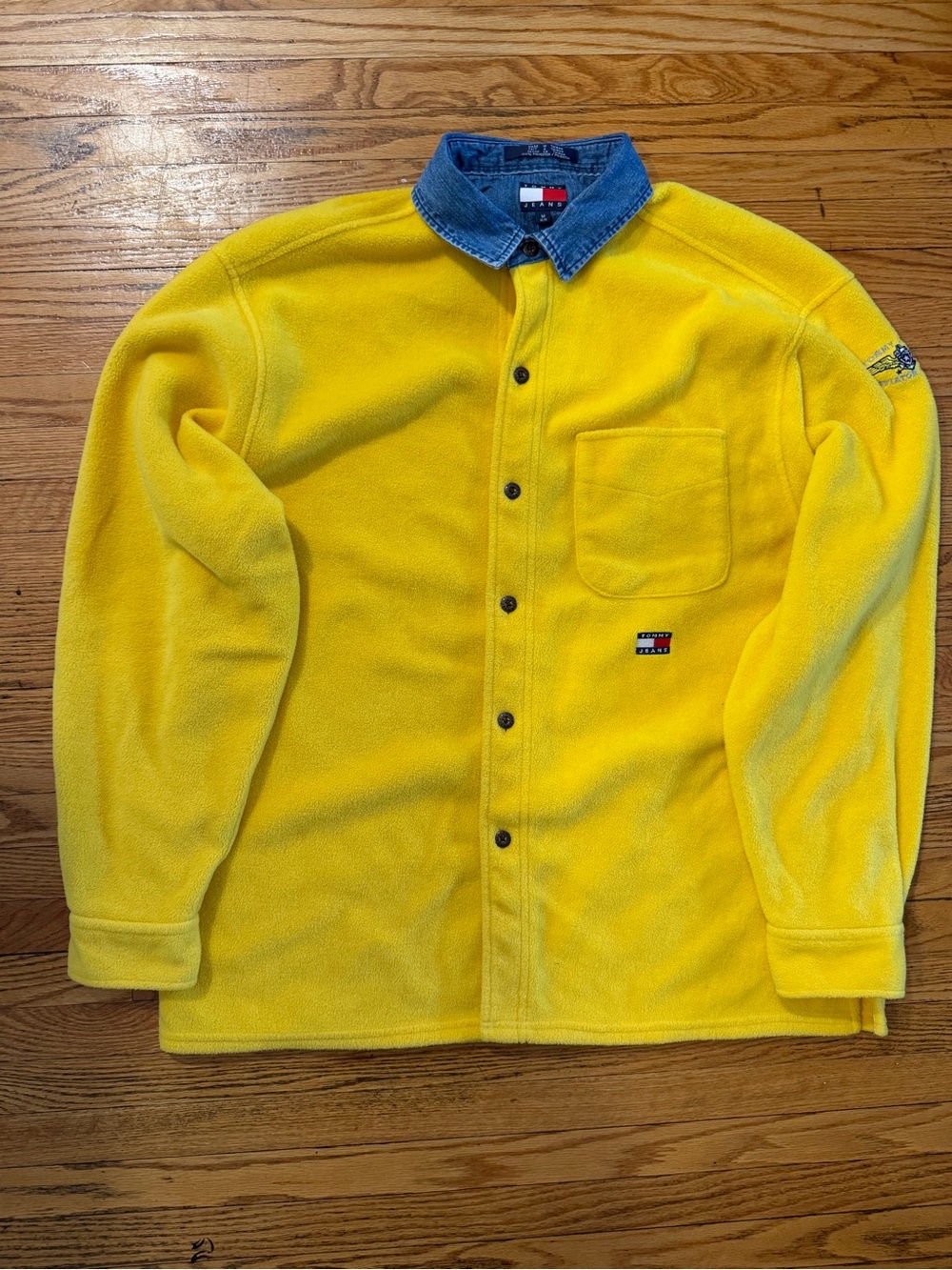 Vintage 90s Tommy Hilfiger Yellow Fleece Button-Up Jacket with Denim Collar